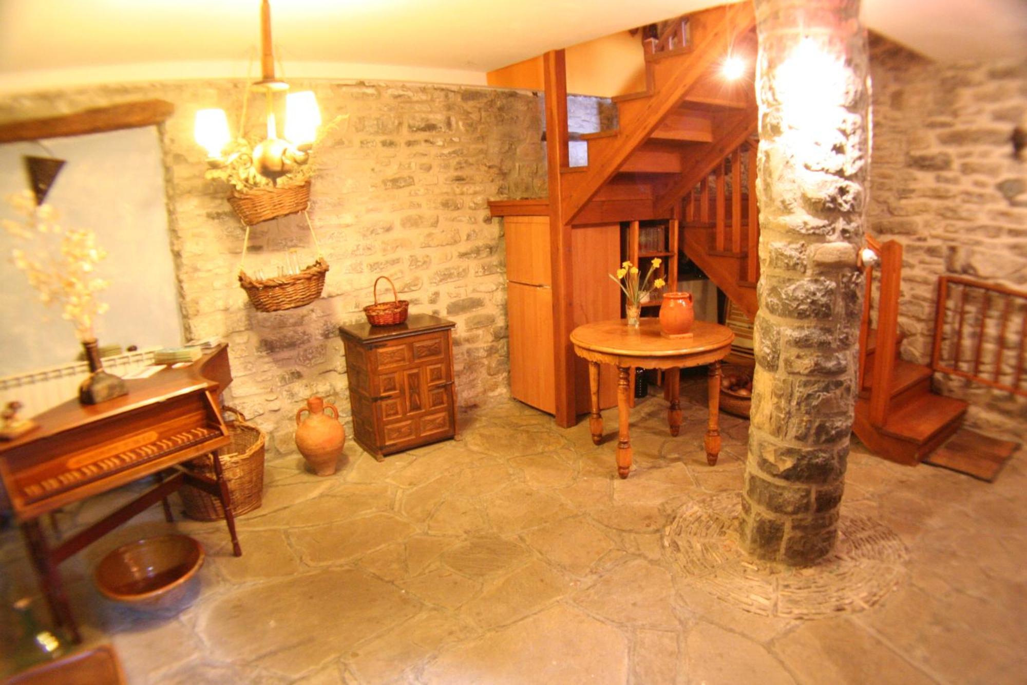 Casa Rural Basajarau Yosa de Sobremonte Exteriör bild